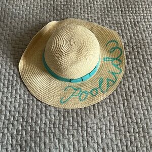 Girls Target sun hat.